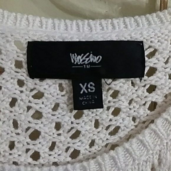 Cream sweatershirt - Picture 2 of 4